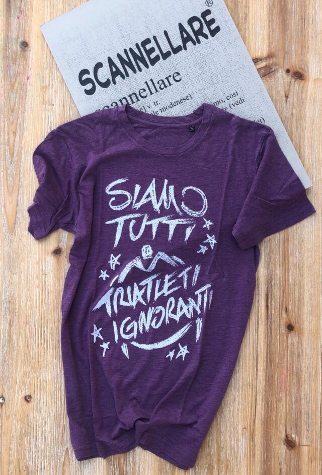 T-shirt triatleti ignoranti viola
