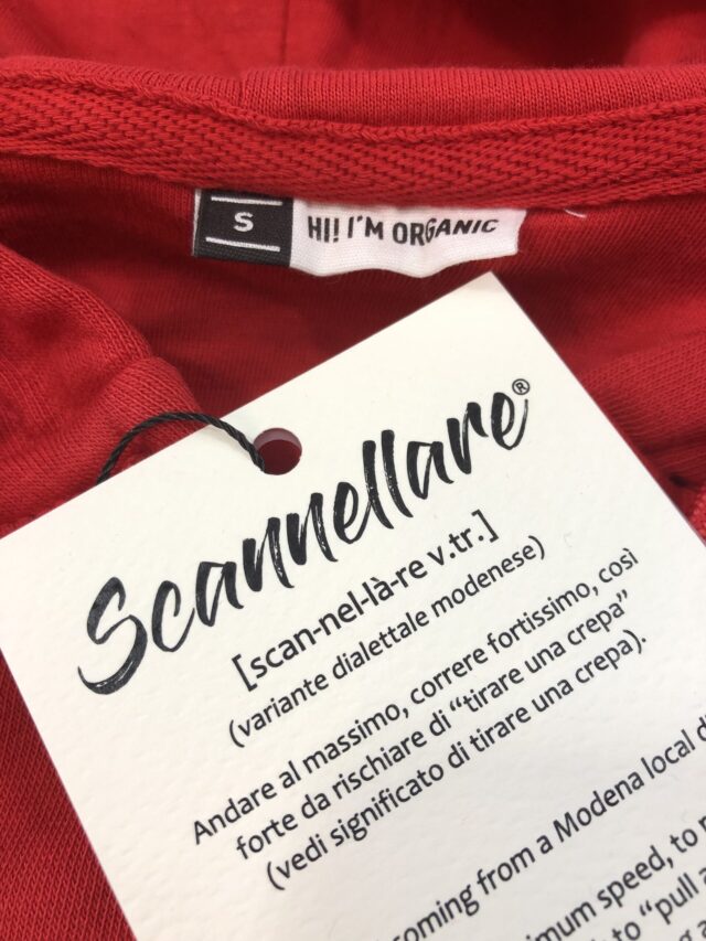 Felpa zip e cappuccio color rosso scannellare - immagine 2